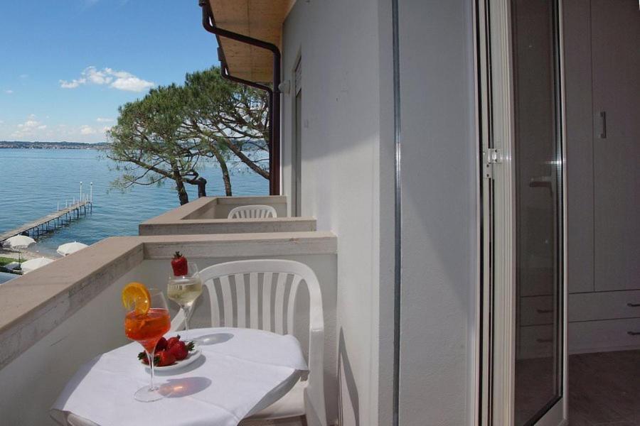 Hotel Saviola Sirmione Buitenkant foto