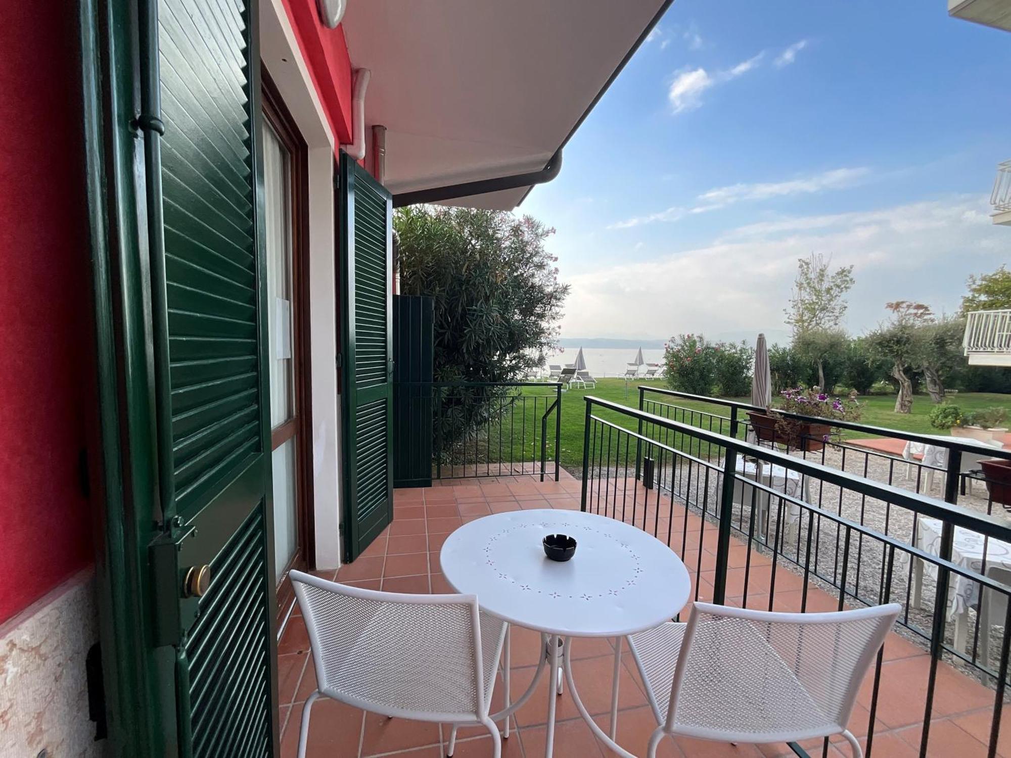 Hotel Saviola Sirmione Buitenkant foto