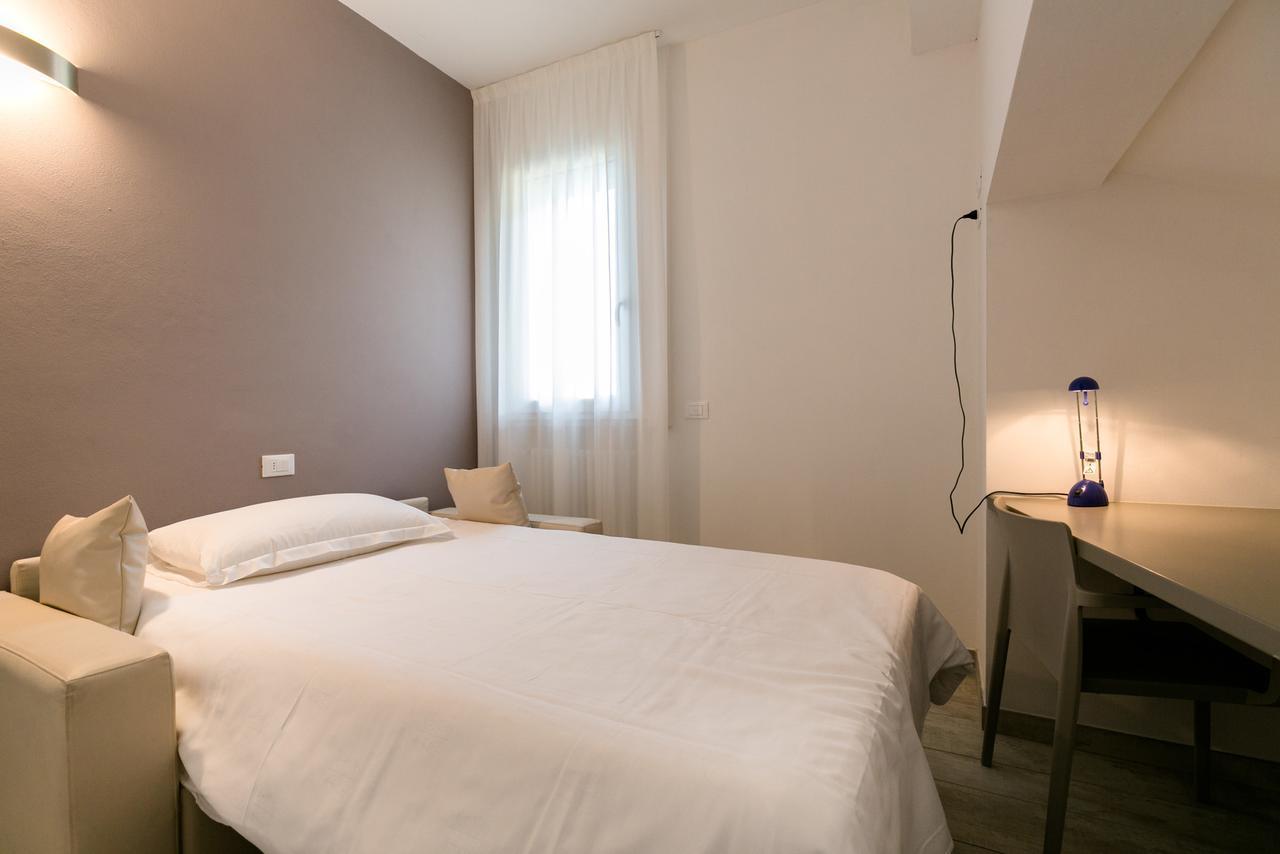 Hotel Saviola Sirmione Buitenkant foto