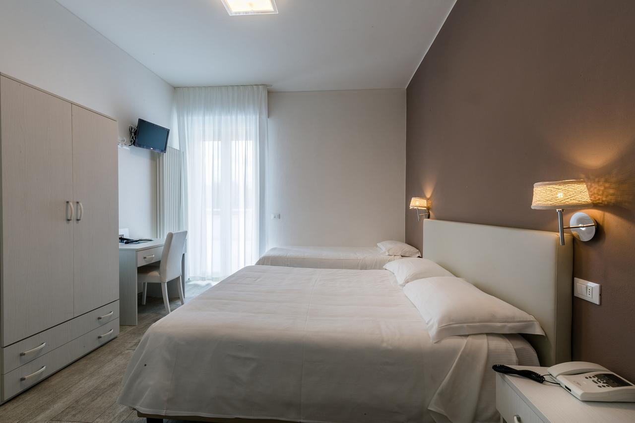 Hotel Saviola Sirmione Buitenkant foto