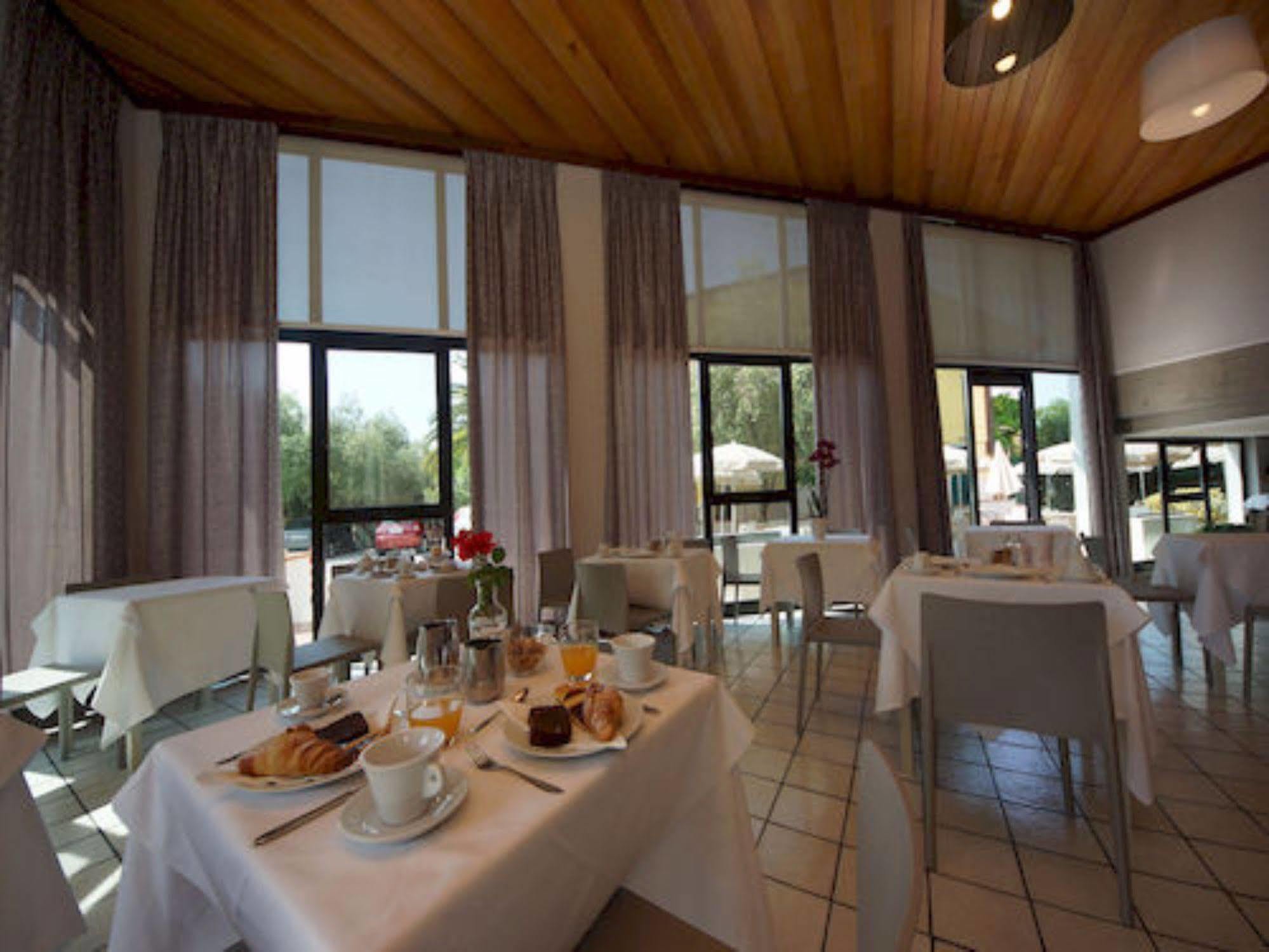 Hotel Saviola Sirmione Buitenkant foto