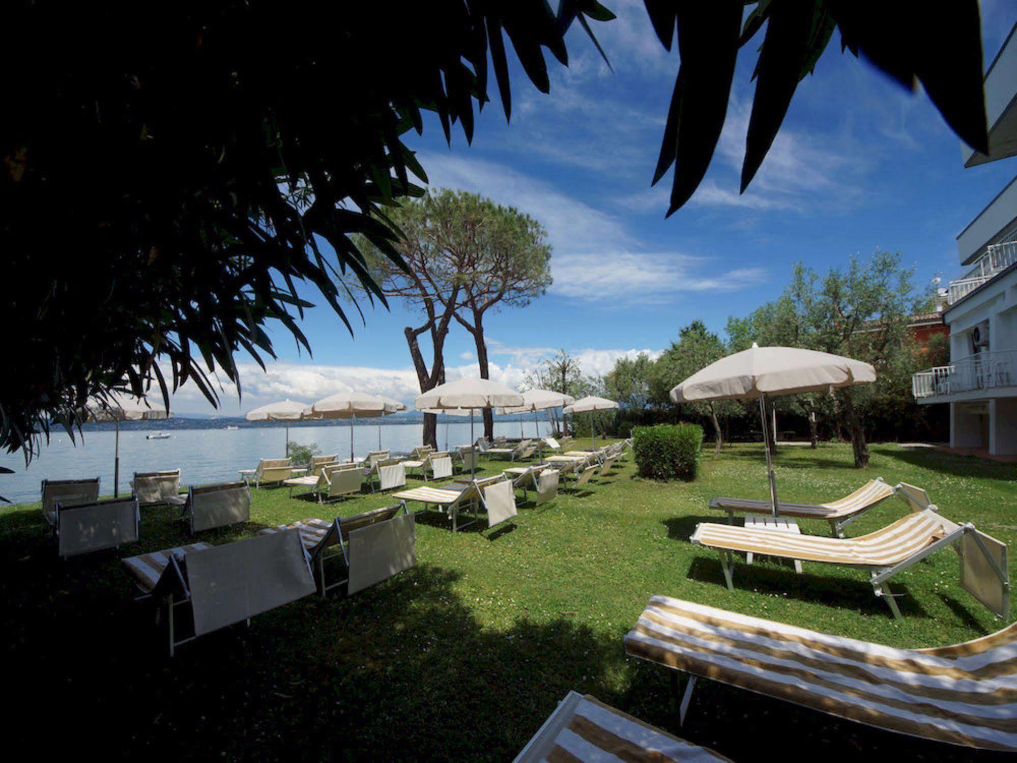 Hotel Saviola Sirmione Buitenkant foto